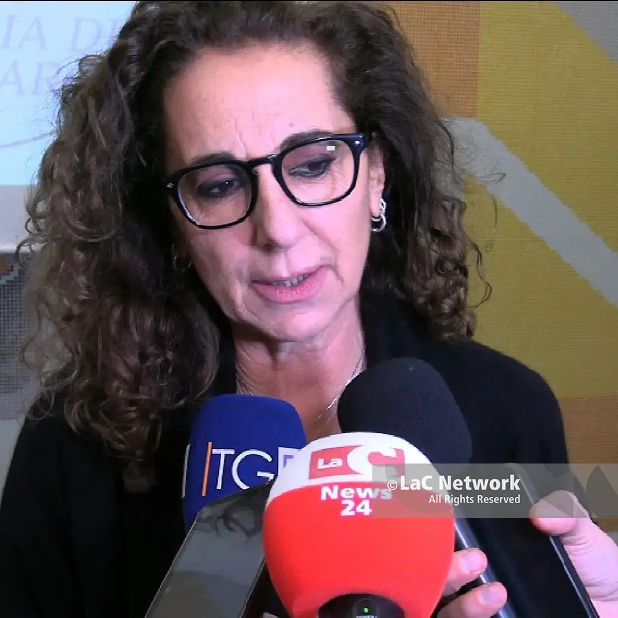 <p>Catanzaro verso le comunali, Wanda Ferro rivendica la <span style=\"color:hsl(0, 75%, 60%);\">candidatura a sindaco</span>: «Spetta a FdI, ma se ci sono altre proposte le valuteremo»</p>