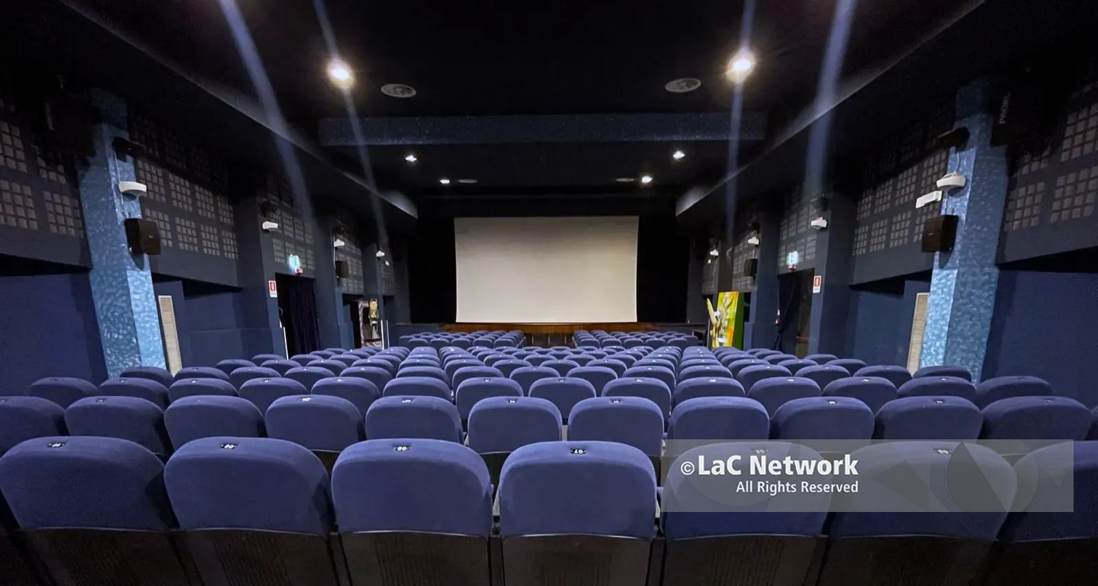 Bova Marina, la favola del Cinema Don Bosco ai titoli di coda: si spegne l’ultimo grande schermo tra Reggio e Locri\n