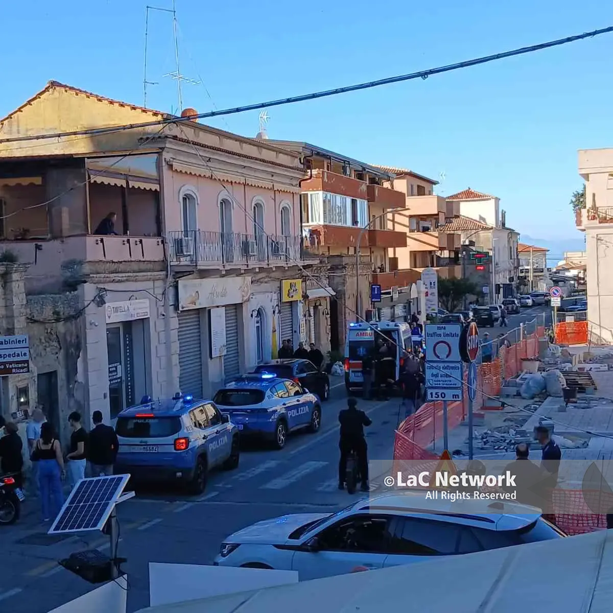 Sparatoria in strada a Tropea:\u00A0un uomo ferito a colpi di pistola. Si costituisce il presunto autore\n