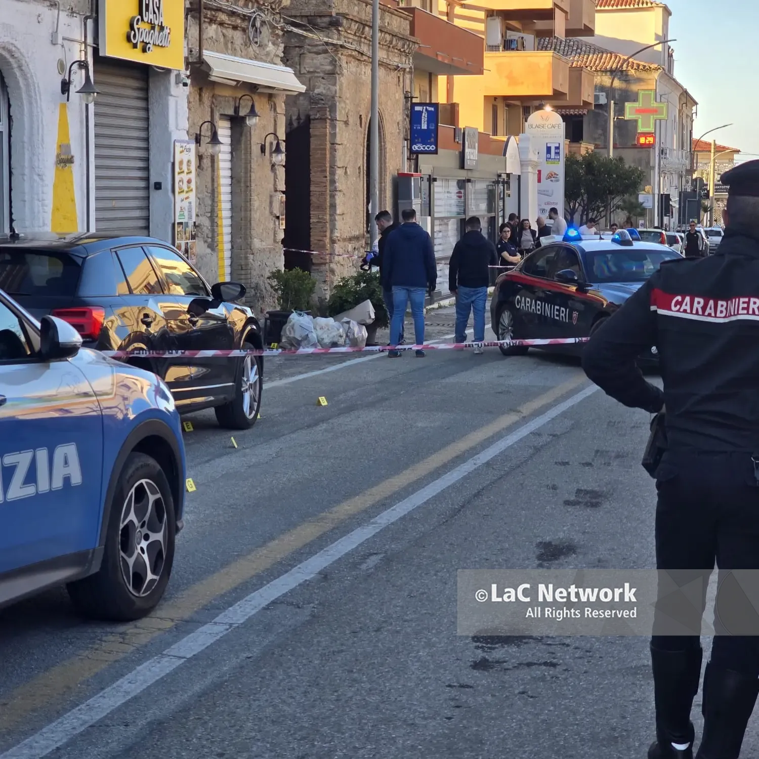 <p>Sparatoria a Tropea, chi sono la vittima e il presunto autore che si è costituito</p>