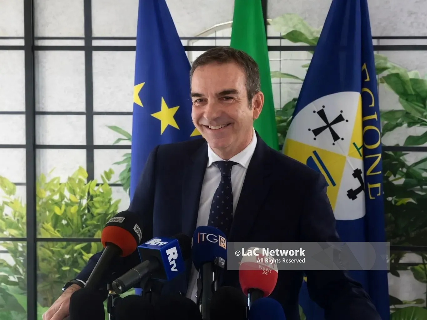 «Ho detto sì all’autonomia differenziata per ottenere qualcosa», Occhiuto festeggia ma nega lo scambio per uscire dal commissariamento