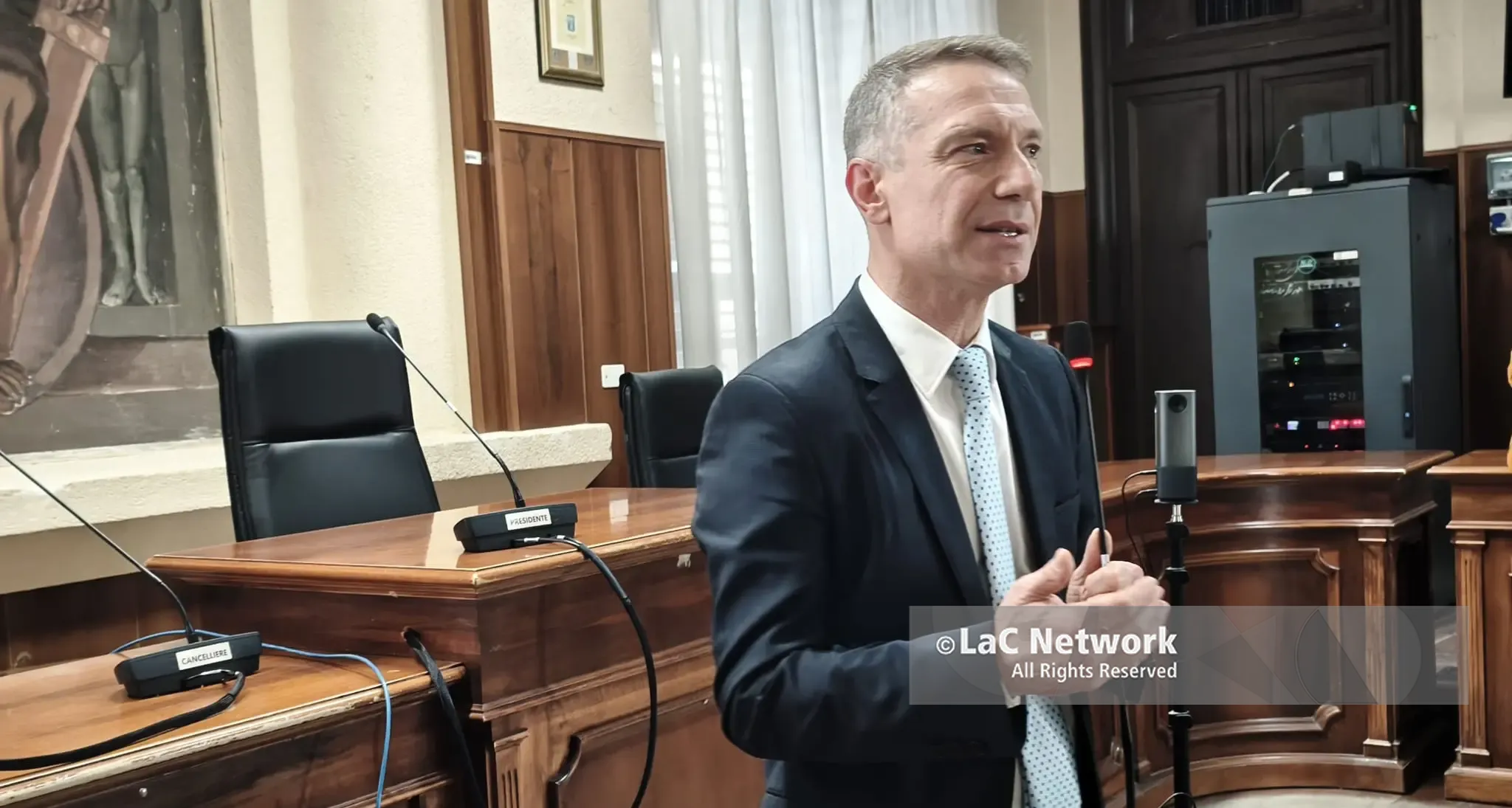 Il procuratore Falvo saluta Vibo: «I cittadini non si girino dall’altra parte e continuino a denunciare, questa terra è cambiata»\n