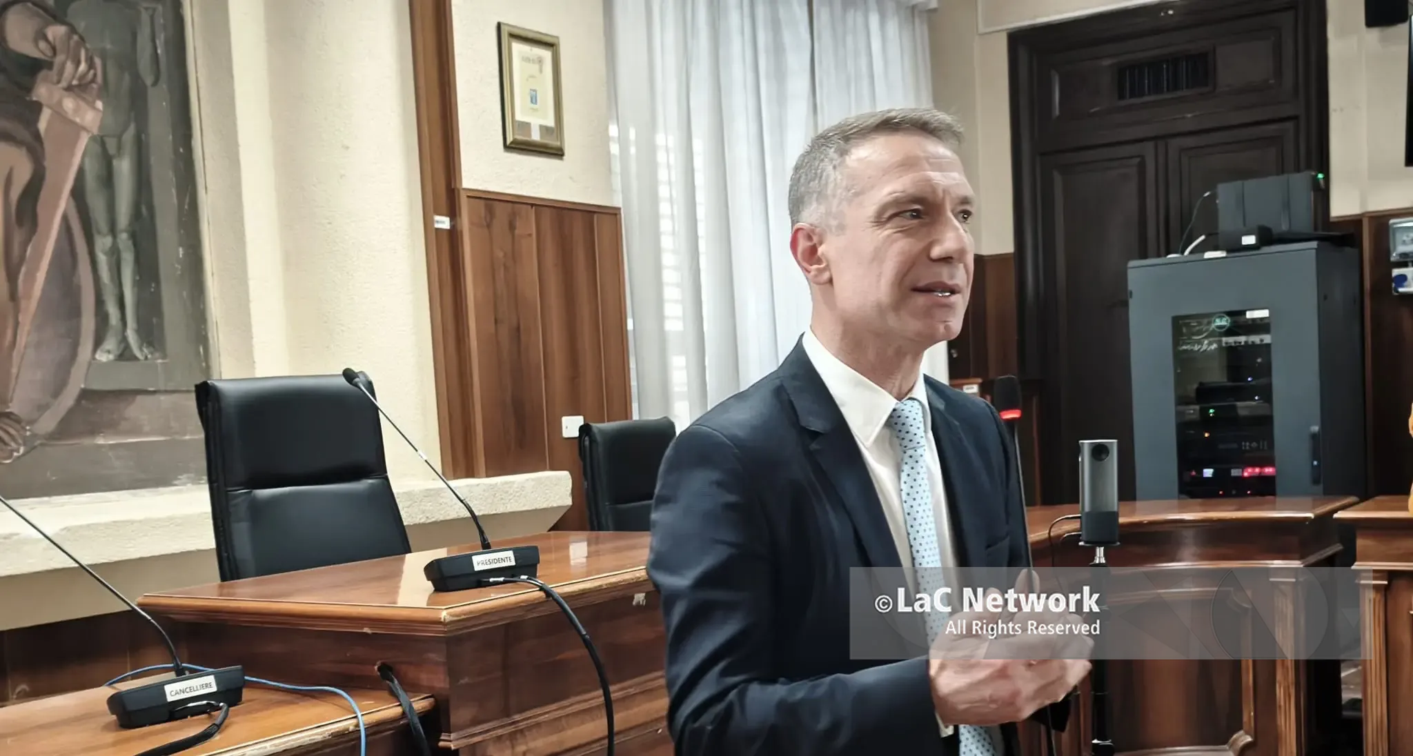 Il procuratore Falvo saluta Vibo: «Quando arrivai mi dissero “è una polveriera”, ora sta cambiando. Continuate a denunciare»\n