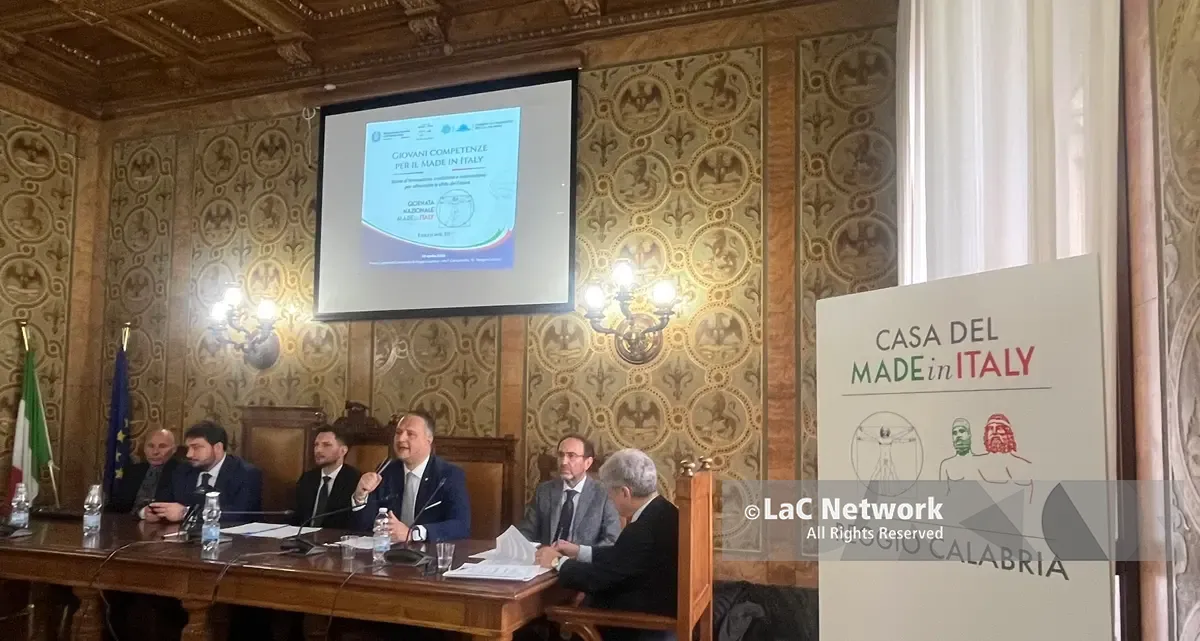 Creatività, eccellenze e scambio intergenerazionale, Reggio accoglie la sfida di contaminazione tra tradizione e innovazione\n\n\n