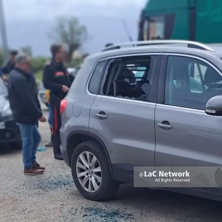 Aggressione in strada a Schiavonea, uomo ferito dal compagno dell’ex dopo una colluttazione\n