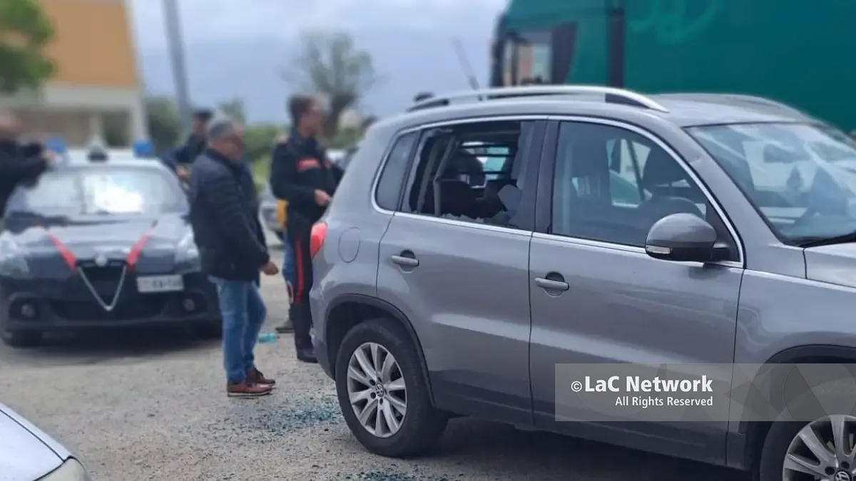 <p>Aggressione in strada a Schiavonea, uomo ferito dal compagno dell’ex dopo una colluttazione</p>