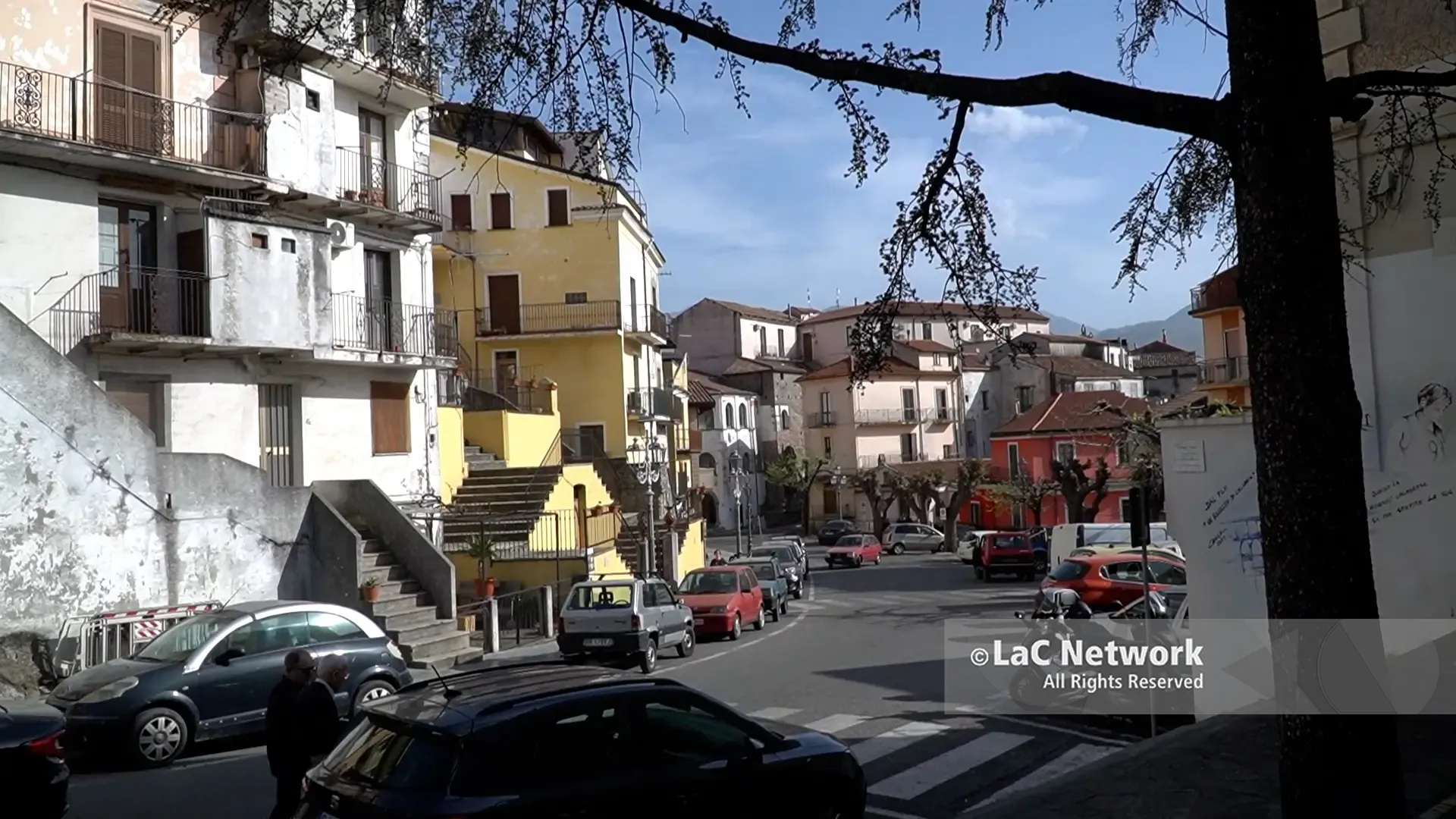 «I giovani se ne vanno»: a Verbicaro il paese che perde pezzi tra emigrazione e crisi\n