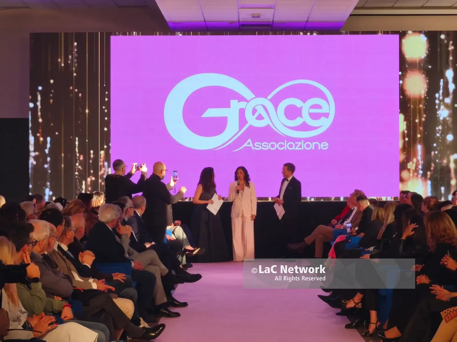 “Una Passerella per Grace”, la vita che resiste: donne e coraggio oltre la malattia\n