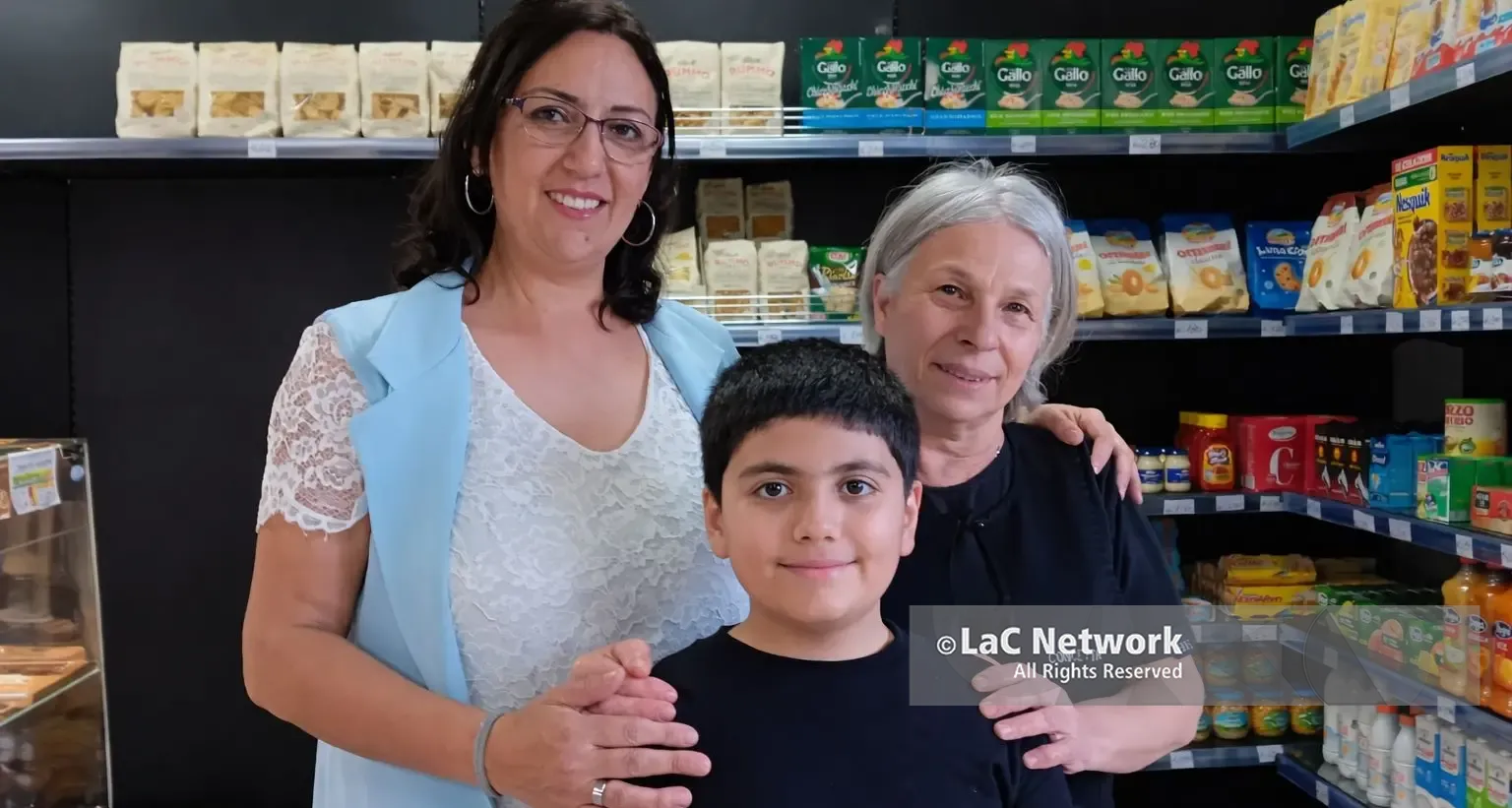 Ciclone Harry, il negozio distrutto dalle mareggiate\u00A0riapre dopo 3 mesi:\u00A0«È iniziato tutto dal salvadanaio di Gabriele»\u00A0\n