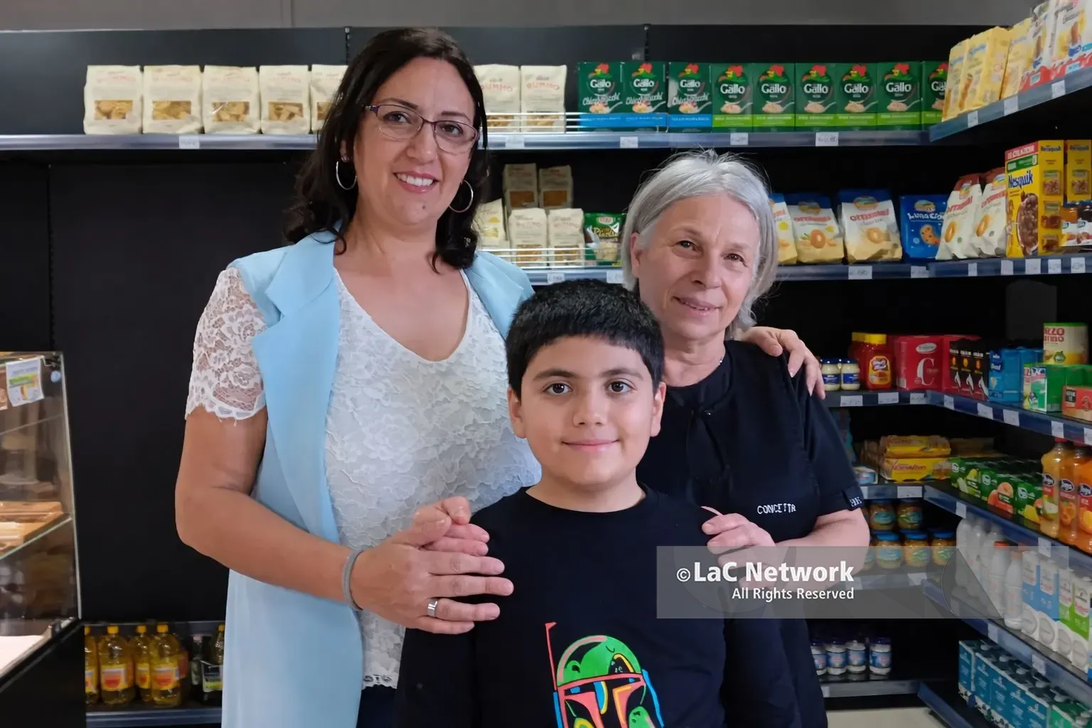 Ciclone Harry, il negozio distrutto dalle mareggiate\u00A0riapre dopo 3 mesi:\u00A0«È iniziato tutto dal salvadanaio di Gabriele»\u00A0\n