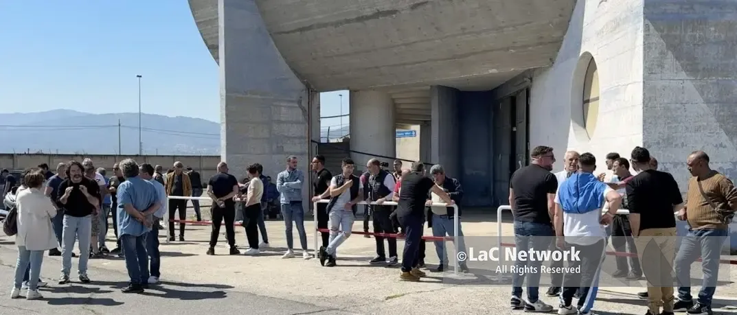 Pescherecci fermi a Schiavonea: protesta contro il caro gasolio e timori per il futuro\n