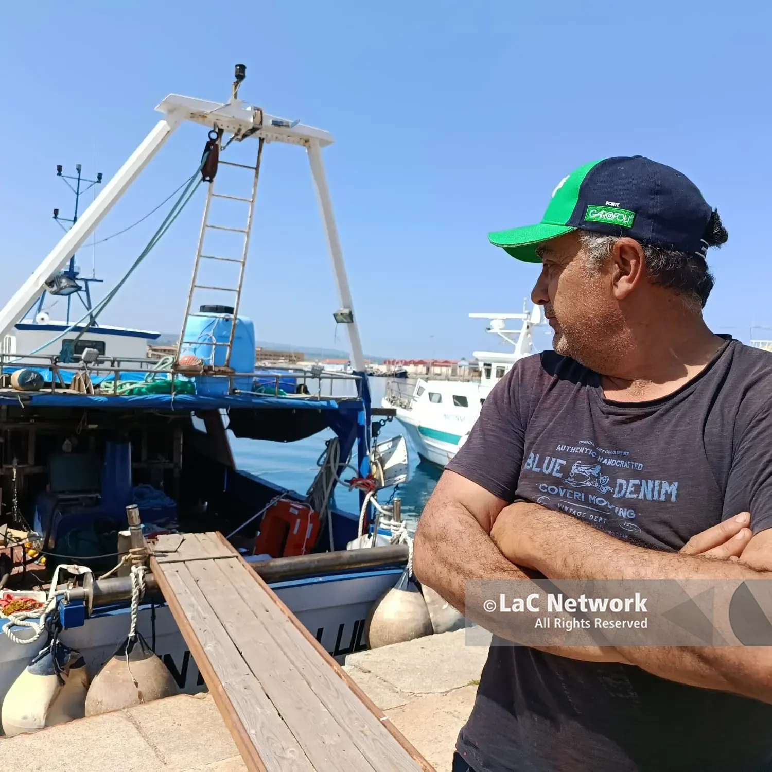 Vibo, ma come fanno i marinai? Un pieno costa 6mila euro (prima 2.500): pescherecci fermi ed equipaggi a casa\n