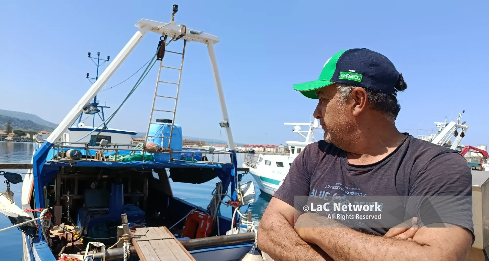 Vibo, ma come fanno i marinai? Un pieno costa 6mila euro (prima 2.500): pescherecci fermi ed equipaggi a casa\n