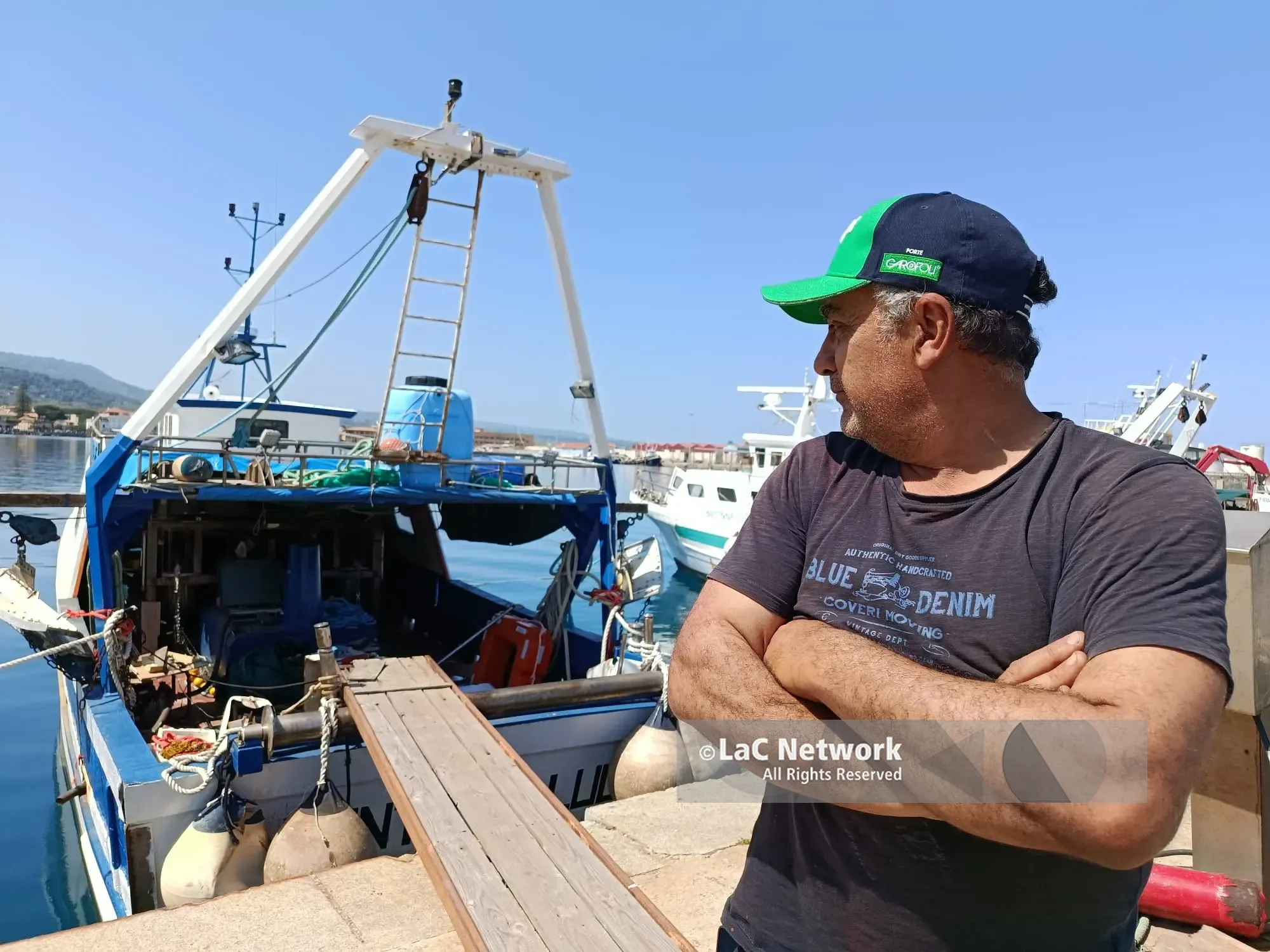 Vibo, ma come fanno i marinai? Un pieno costa 6mila euro (prima 2.500): pescherecci fermi ed equipaggi a casa