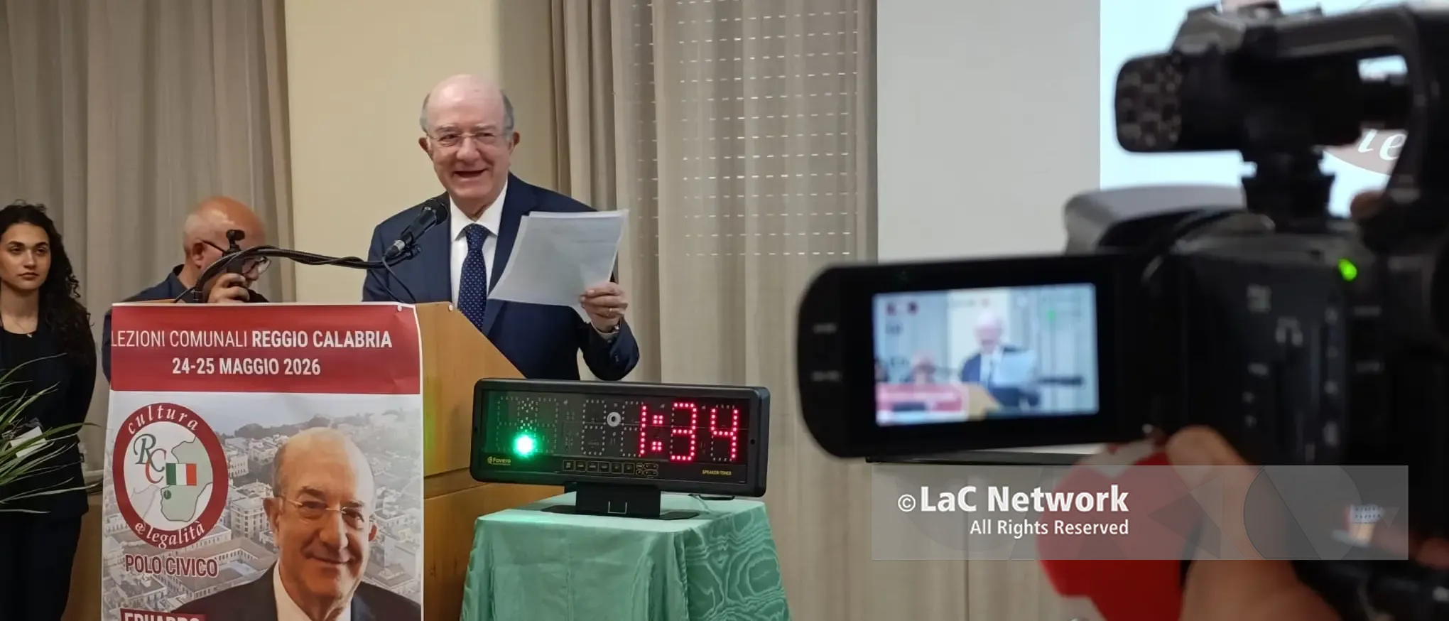 Lamberti Castronuovo presenta le liste e apre la segreteria: «Facciamo diventare l'aeroporto di Reggio di tutta l'Europa»\n