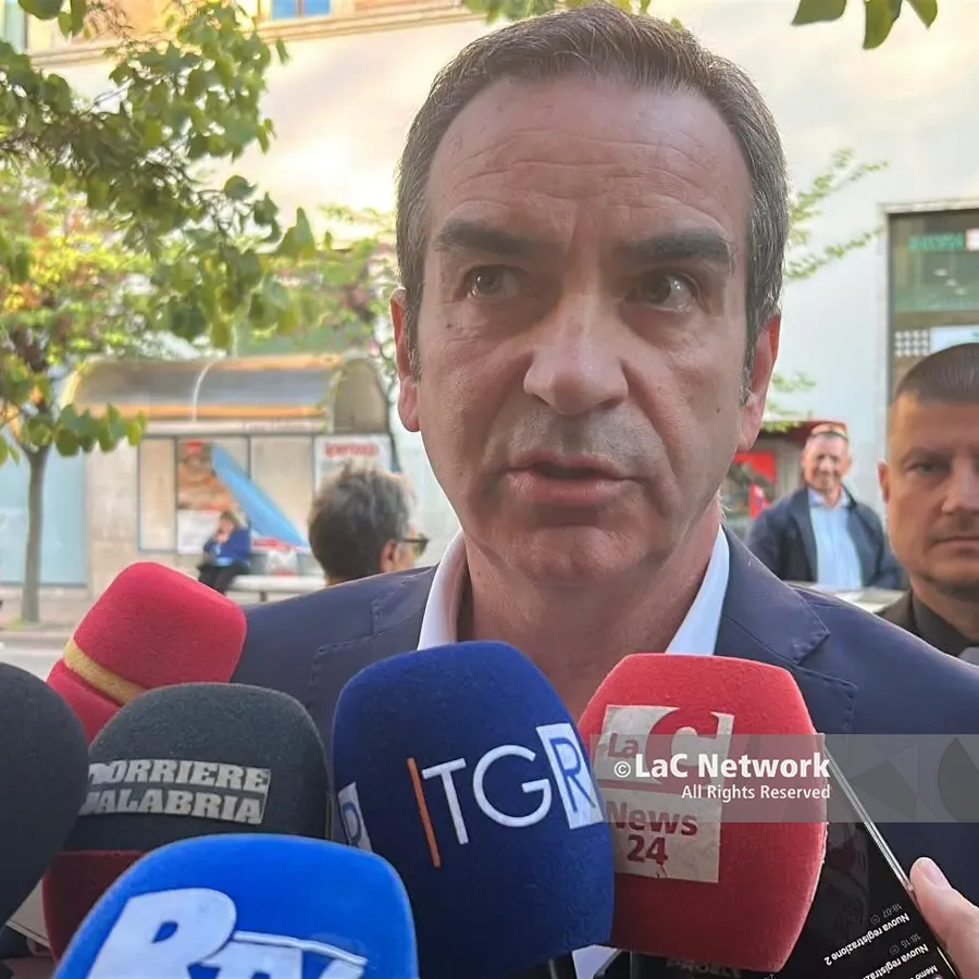 Nuovo ospedale di Cosenza, Occhiuto: «I fondi ci sono, ci saranno più di 800 posti letto»\n\u00A0\n