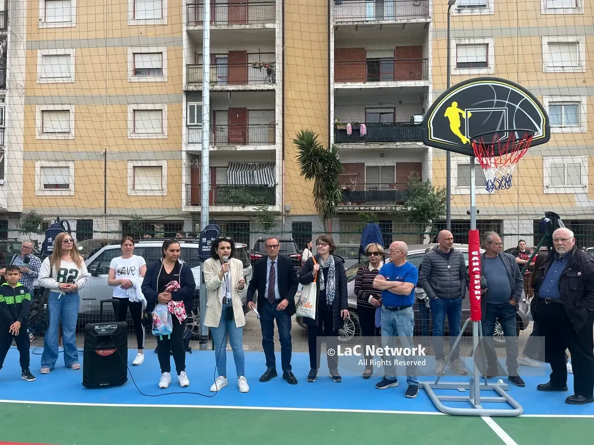 Nuova vita all'impianto sportivo di Modenelle ad Arghillà: un altro benefico tocco di Fata Comunità\n