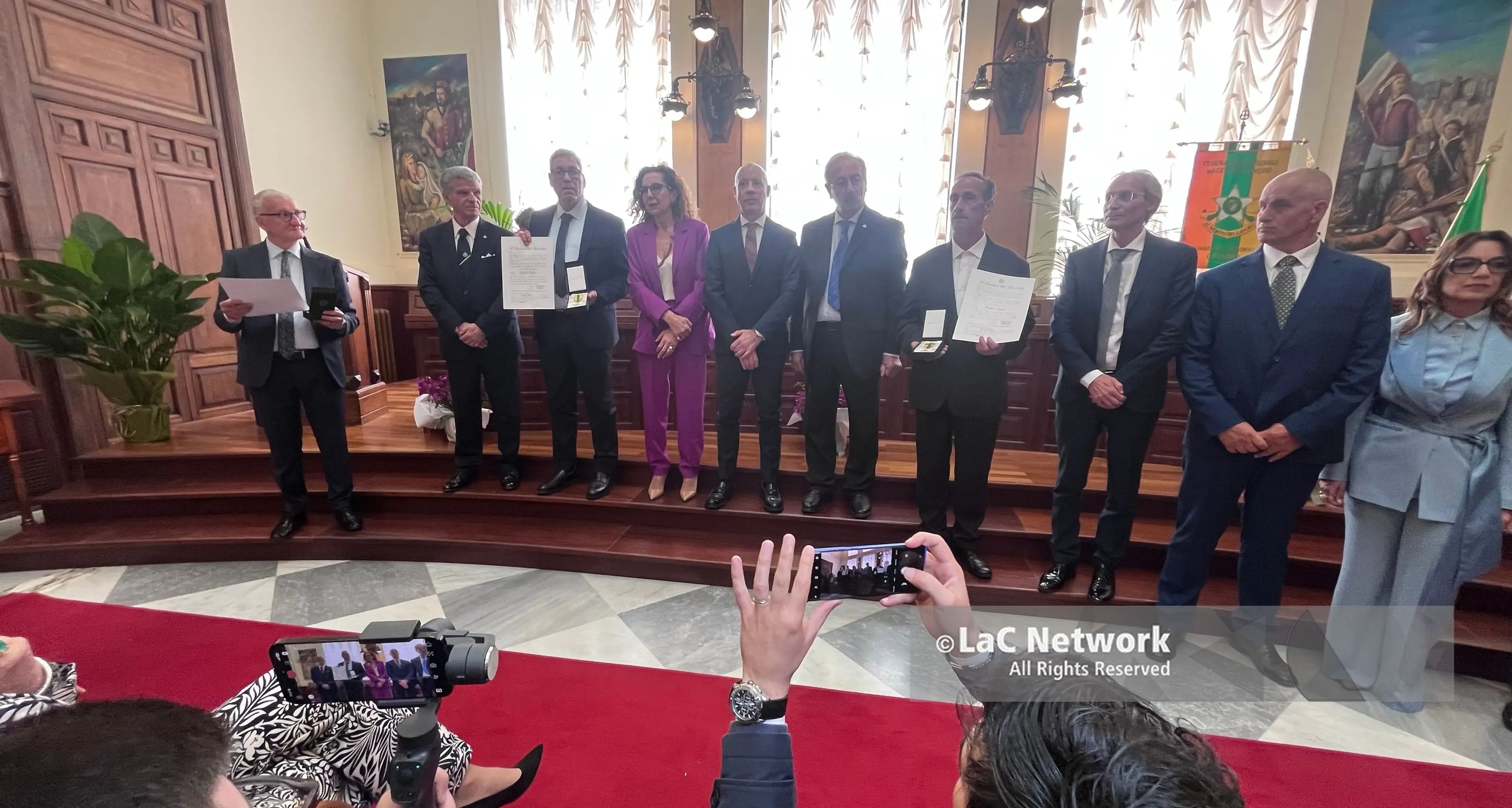 Primo maggio a Catanzaro: cerimonia di consegna delle onorificenze ai Maestri del Lavoro. Ultima uscita pubblica per il prefetto De Rosa\n
