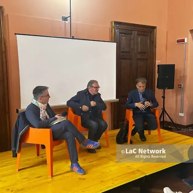 Vibo, Giuseppe Smorto presenta “I quattro Gianni” al Maggio dei Libri\n