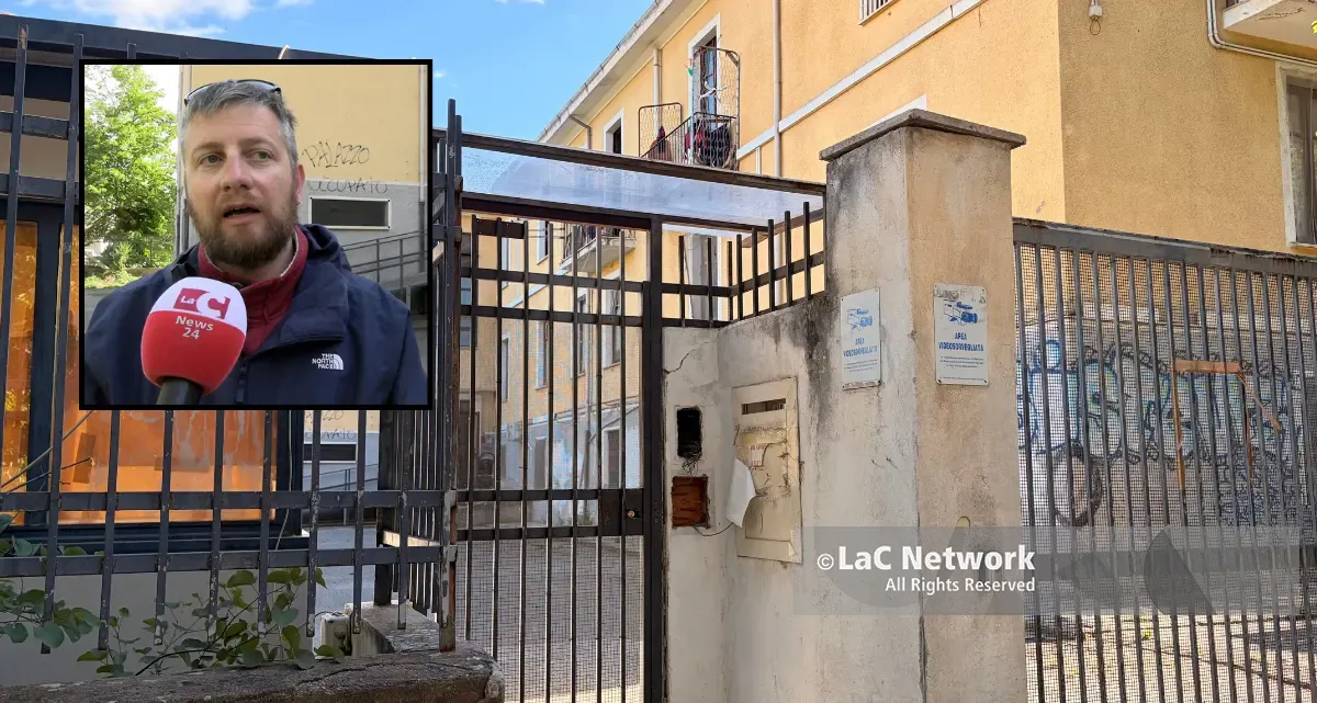 Cosenza, Prendocasa sugli scudi dopo il censimento in via Savoia:\u00A0«Prefettura e ATERP ipocriti» | VIDEO
