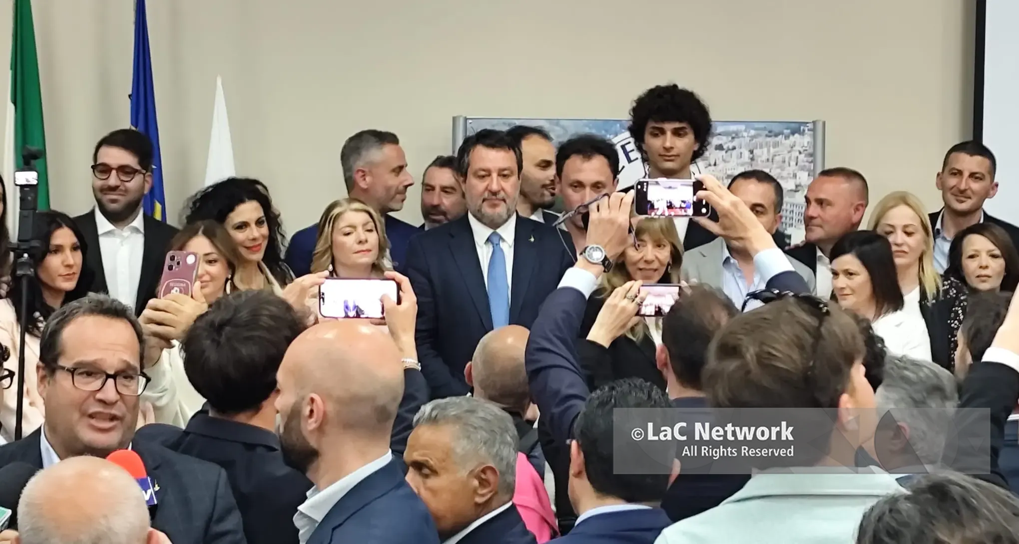 Salvini tiene a battesimo la lista della Lega: «Contiamo di vincere con un Cannizzaro esperto e noi determinanti»\n