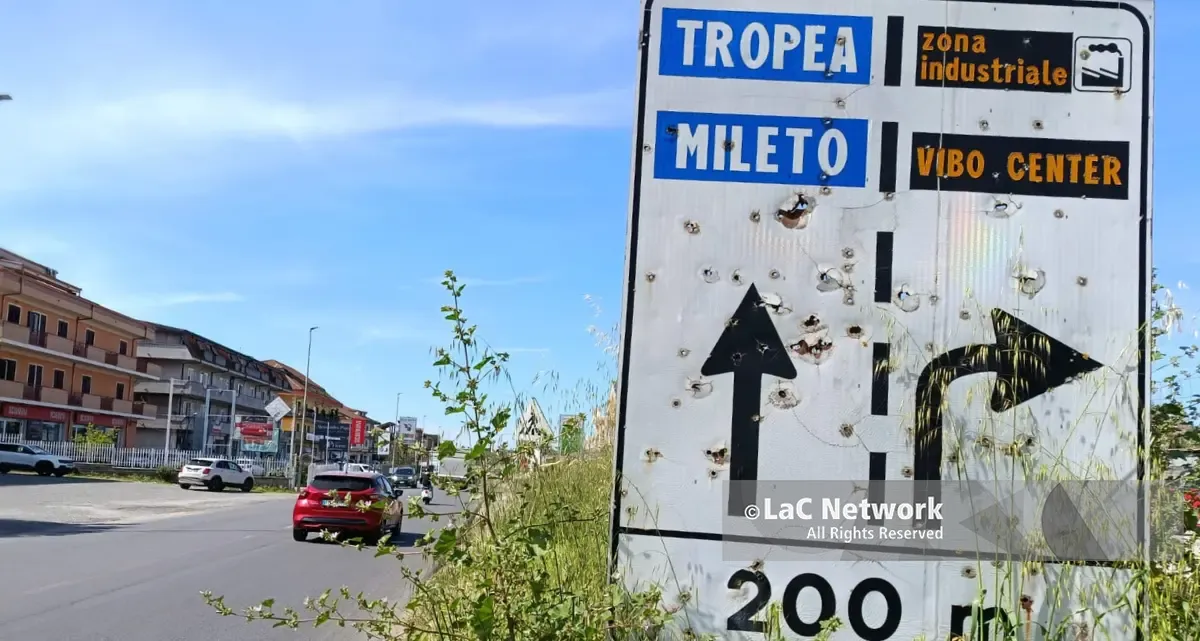 Escalation criminale a Vibo, la solidarietà a imprese e assessore: «Società civile stanca e pronta a schierarsi»\n