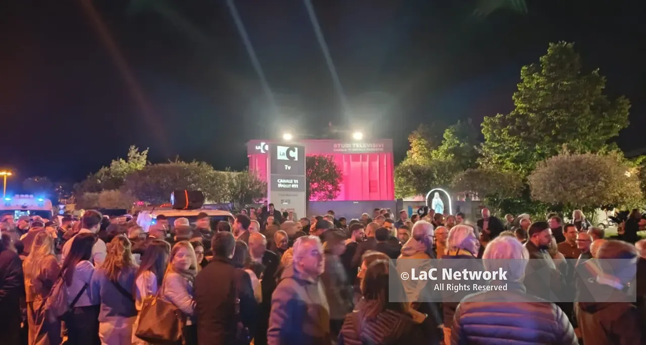 <p>Intimidazioni nel Vibonese, la fiaccolata organizzata dalla Diocesi <span style=\"color:hsl(0, 75%, 60%);\">IN DIRETTA</span> su LaC Tv</p>
