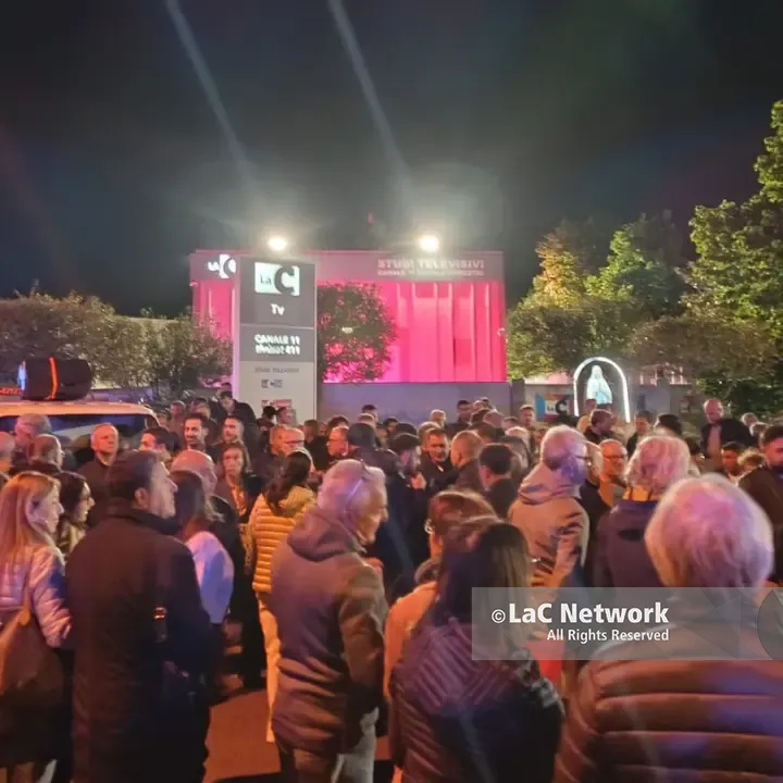 Vibo Valentia marcia contro la paura, rompe il silenzio e accende la speranza di un’intera Calabria\n