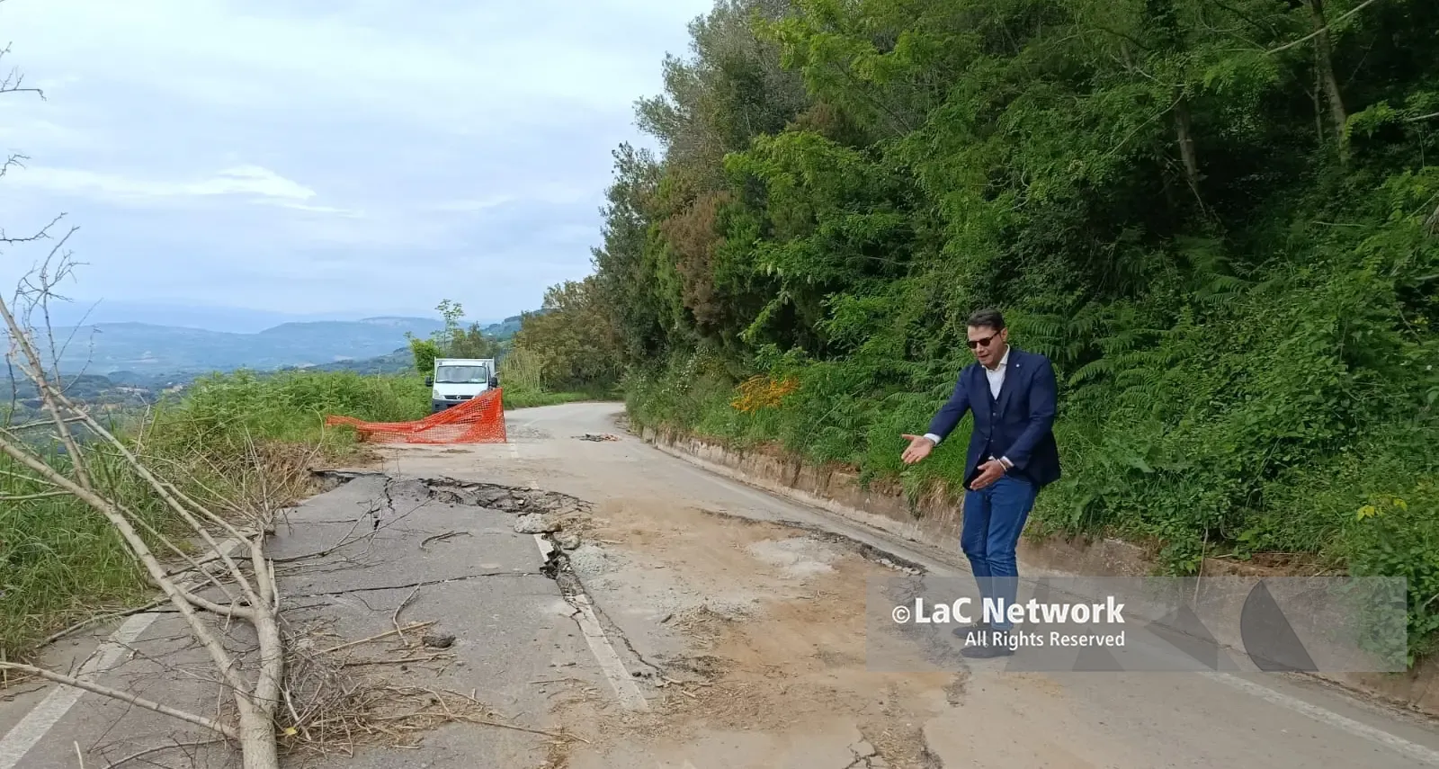 Frana sulla Sp 47, Capistrano isolata.\u00A0Il sindaco Martino: «Se necessario occuperemo il palazzo della Provincia»\n