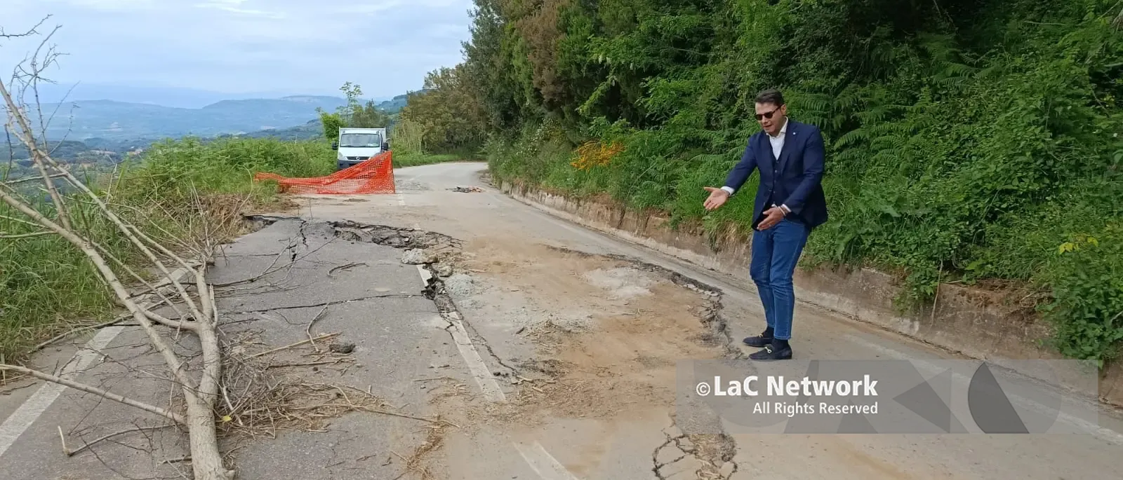 Frana sulla Sp 47, Capistrano isolata.\u00A0Il sindaco Martino: «Se necessario occuperemo il palazzo della Provincia»\n