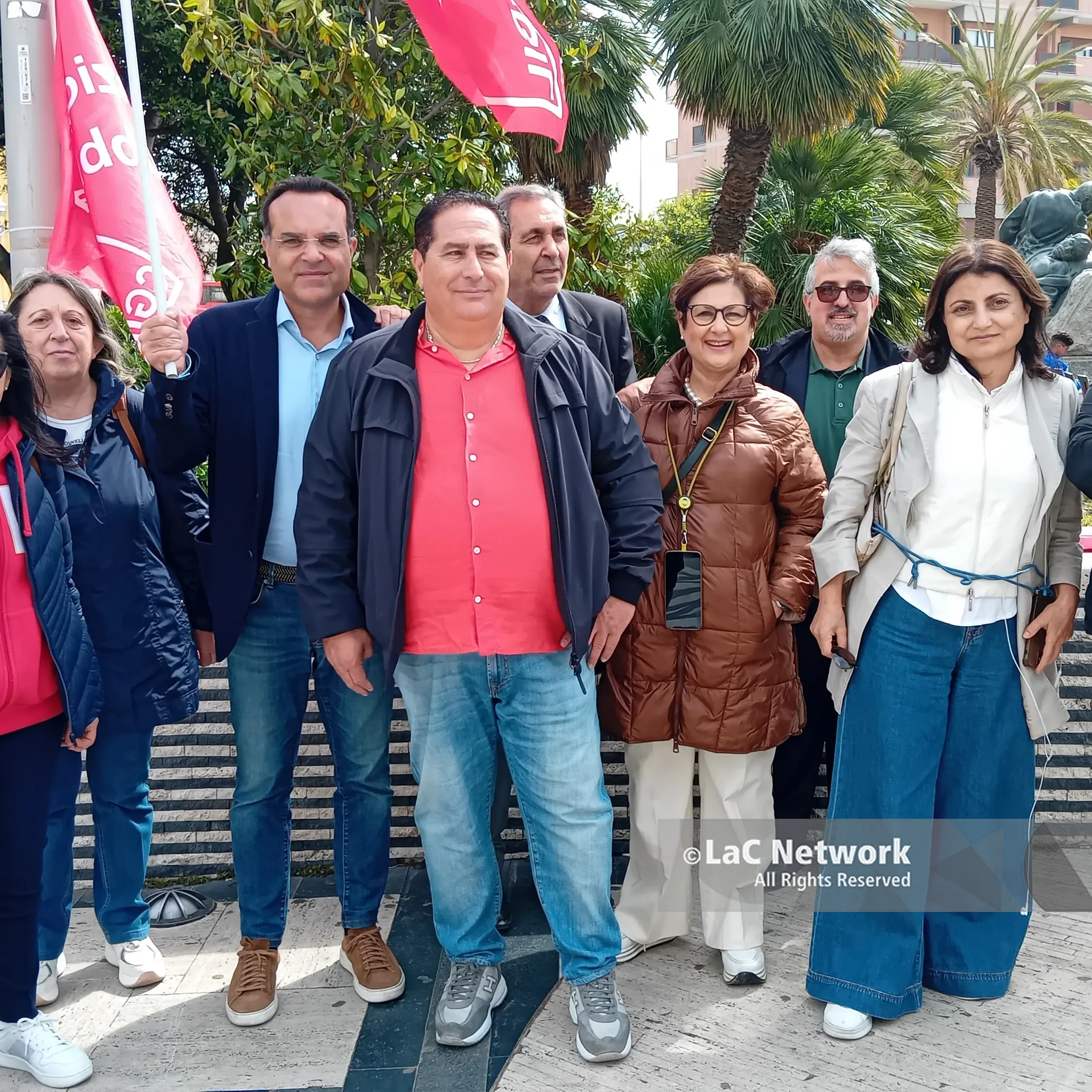 <p>«Nella giustizia non si investe, si fanno solo tagli»: precari in piazza anche a Catanzaro</p>