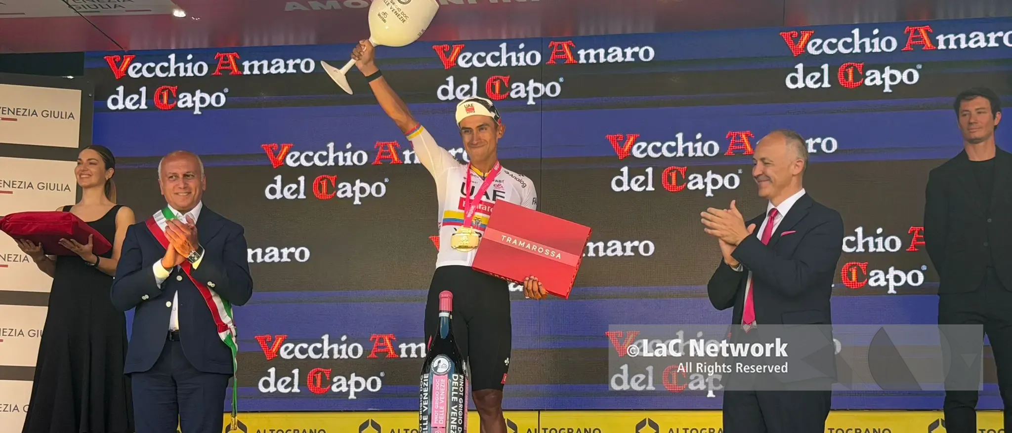 Jhonatan Narváez ha vinto la quarta tappa del Giro d'Italia 2026 a Cosenza\n