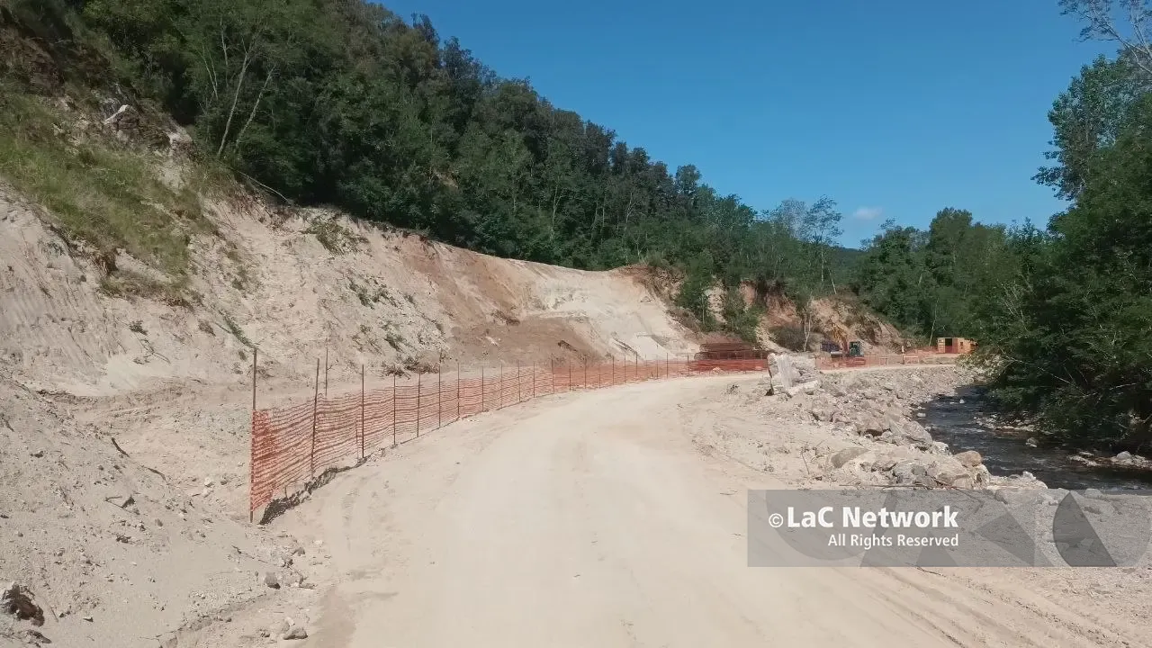 <p>L'area di cantiere sul tracciato della ex SS 110</p>\\n