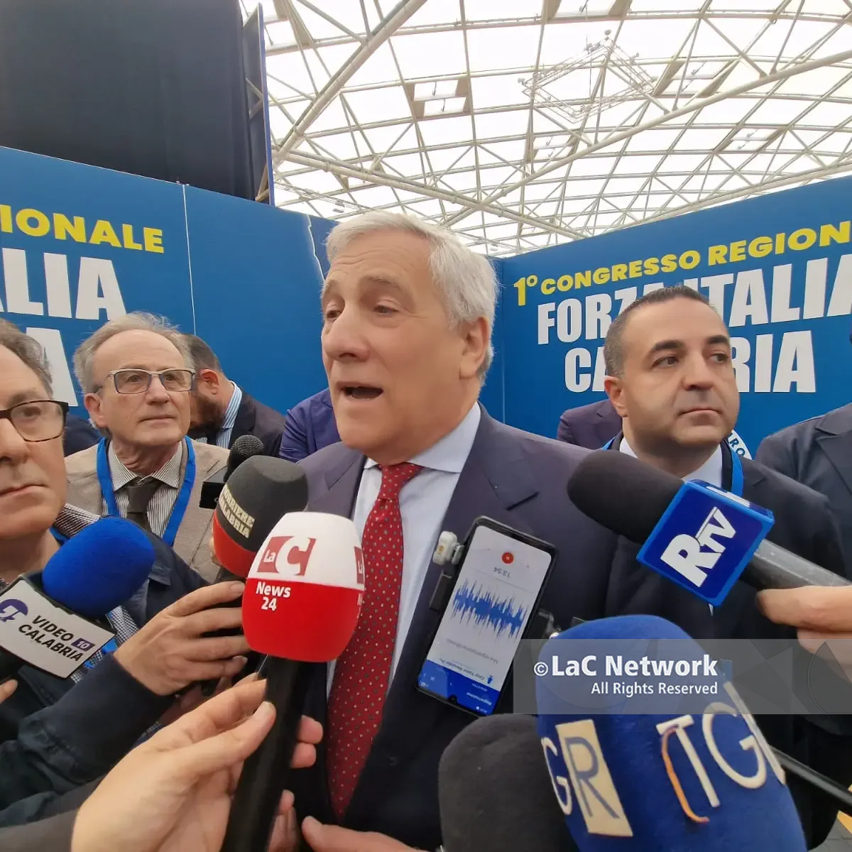 Tajani incorona Cannizzaro:\u00A0«La Calabria modello virtuoso, qui Forza Italia cresce il con il consenso e le idee»\n