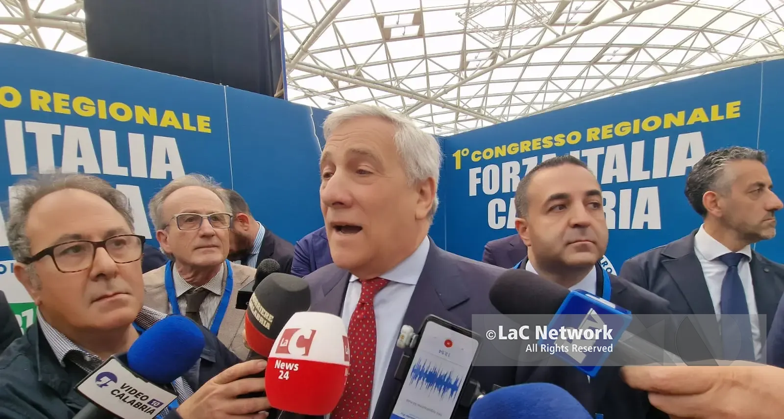 Tajani incorona Cannizzaro:\u00A0«La Calabria modello virtuoso, qui Forza Italia cresce il con il consenso e le idee»\n