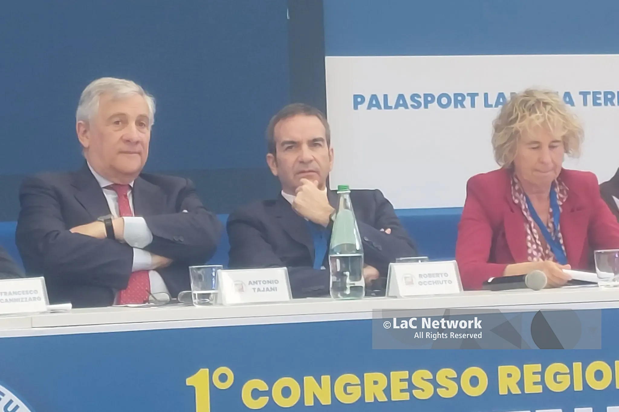 Occhiuto lancia il “modello Calabria”: «Forza Italia partito liberale, il centrodestra non sia ostaggio delle corporazioni»\n