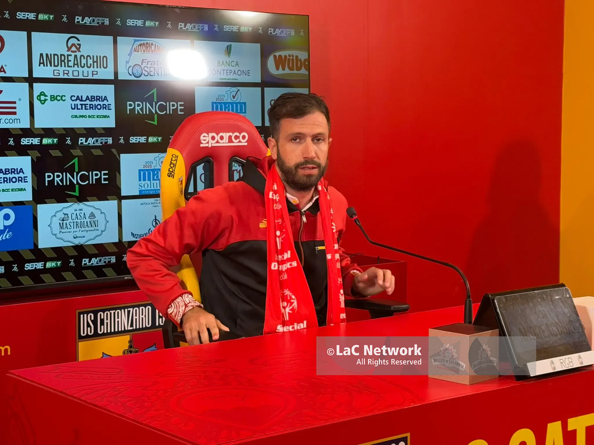 Catanzaro, Iemmello leader e trascinatore: «Sogniamo la Serie A, ma guai a rilassarci»