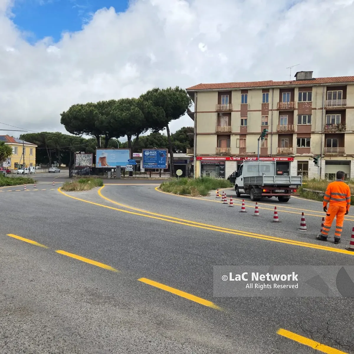 Statale 18, dopo anni di attesa (e incidenti) via ai lavori di realizzazione della nuova rotatoria in Località Aeroporto\n