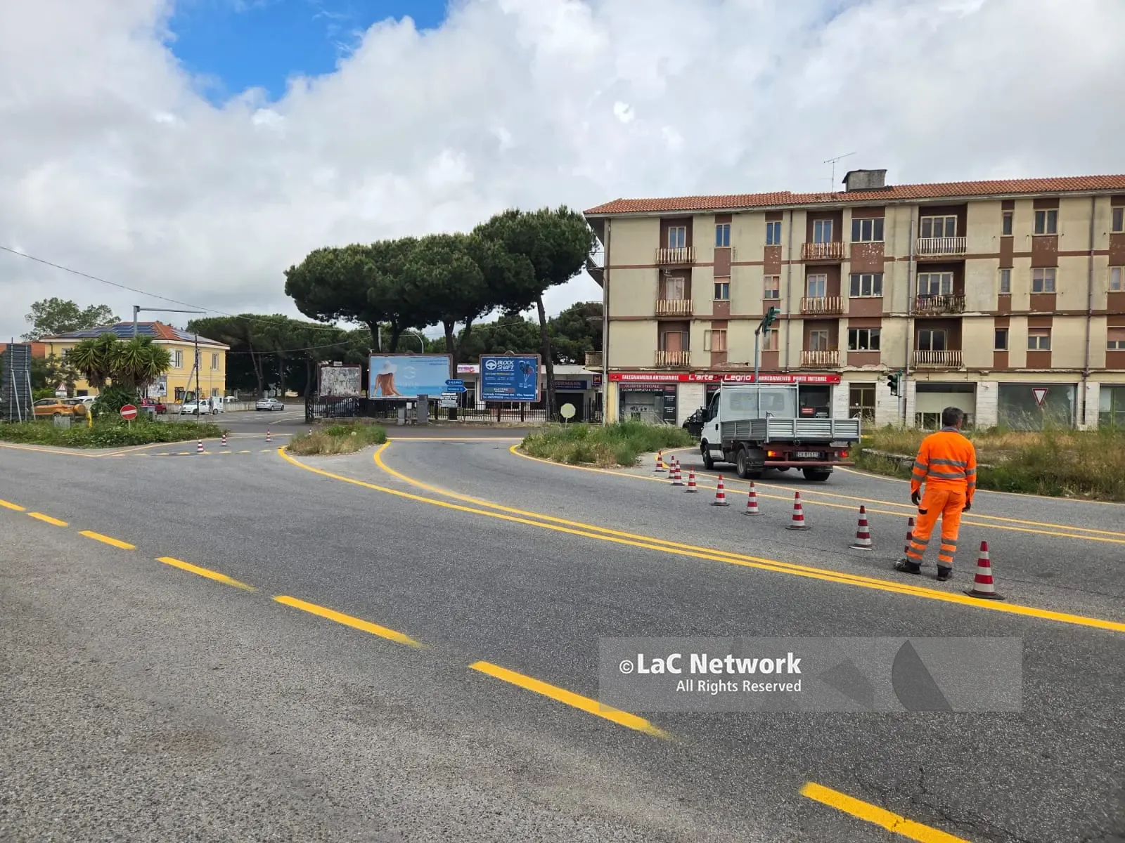 Statale 18, dopo anni di attesa (e incidenti) via ai lavori di realizzazione della nuova rotatoria in Località Aeroporto\n
