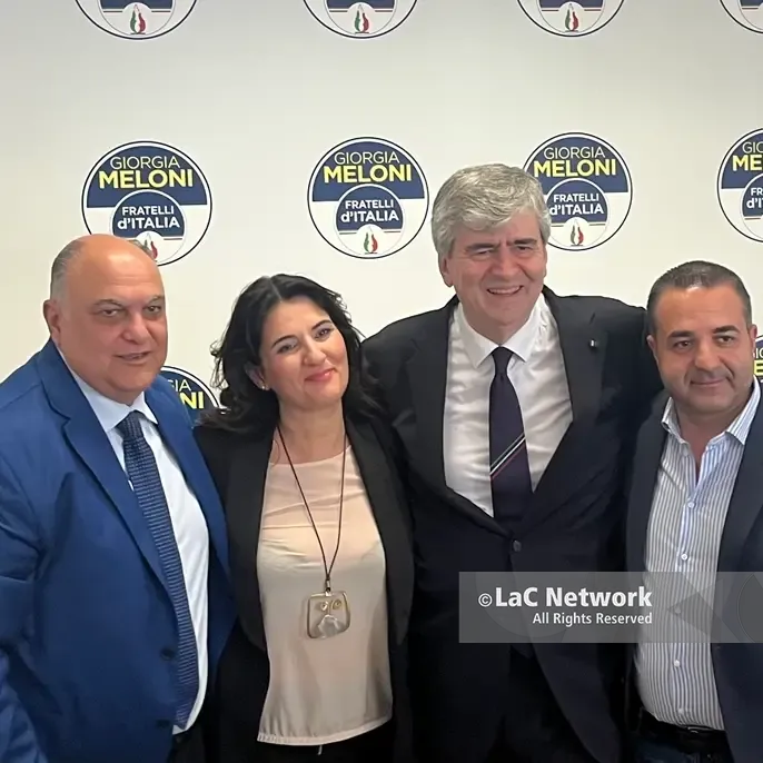 <p>Il ministro del Turismo a Reggio per sostenere Cannizzaro: «Saremo al vostro fianco per il rilancio turistico della città»</p>