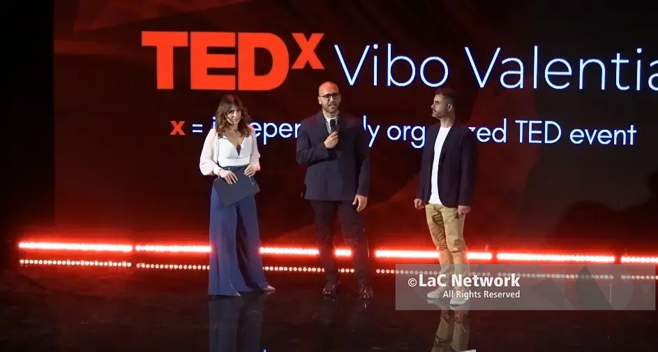 <p>Al Teatro comunale di Vibo in scena TEDx: 13 storie raccontano le “Scelte che cambiano una vita”</p>