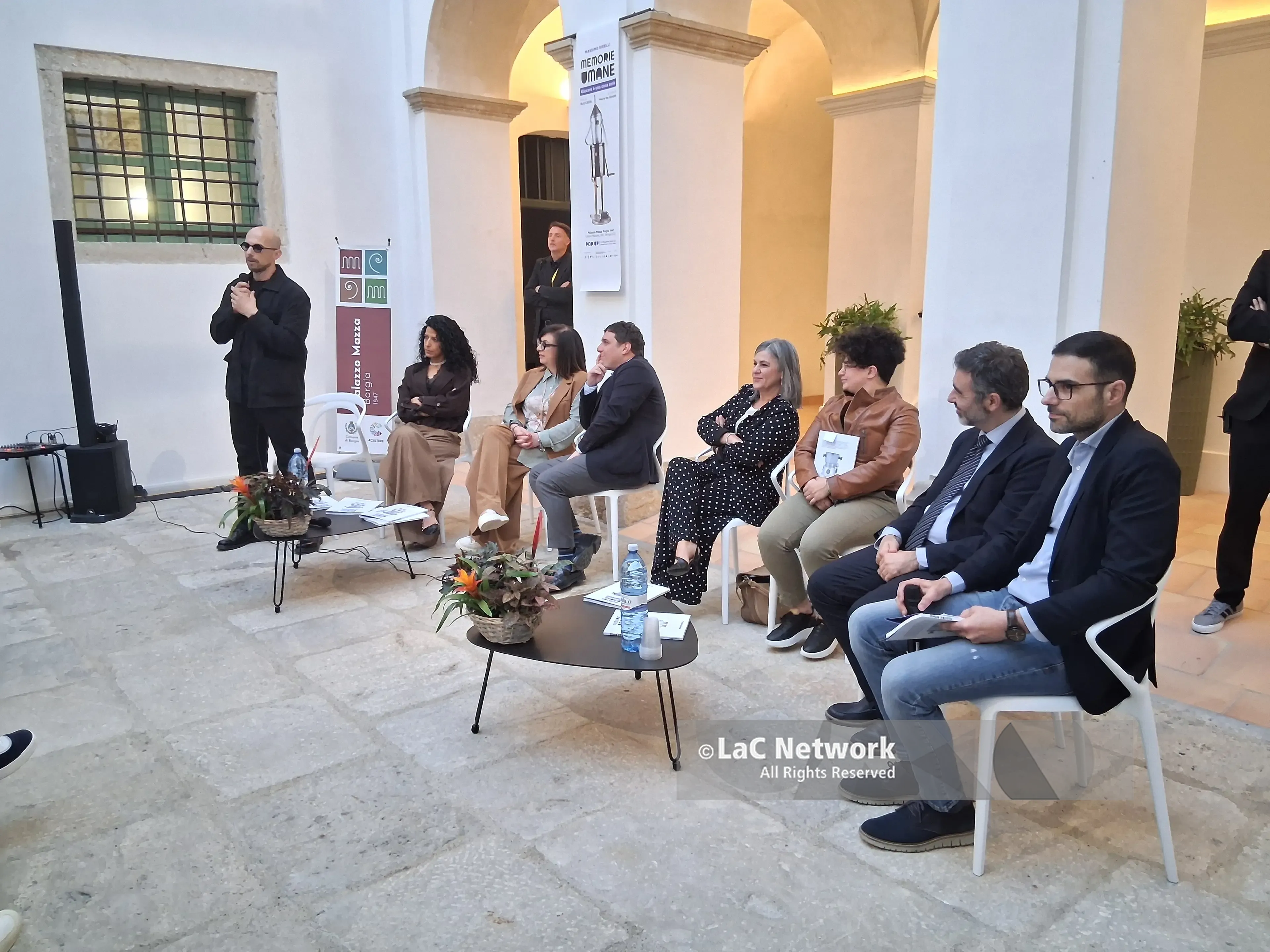 L’anima di latta e la memoria ritrovata: a Borgia il gioco si fa arte con i robot di Massimo Sirelli\n