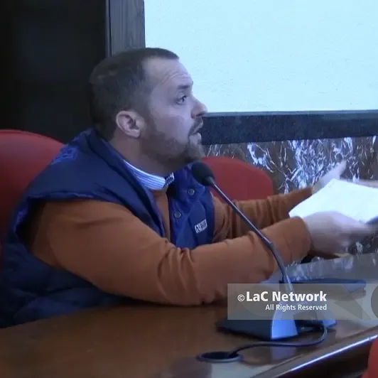 Il sindaco di Dasà porta il Comune di Vibo in Tribunale: «Non ci rimborsa i permessi retribuiti\u00A0del consigliere Cutrullà»\n