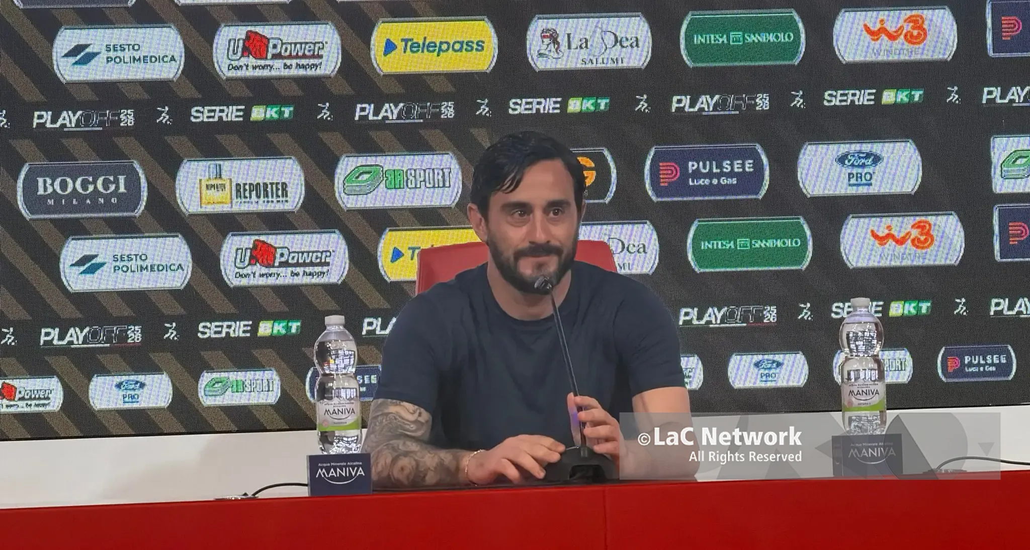 Catanzaro, Aquilani tra lacrime e orgoglio: «Abbiamo creato una squadra magica, rifarei tutto»\n