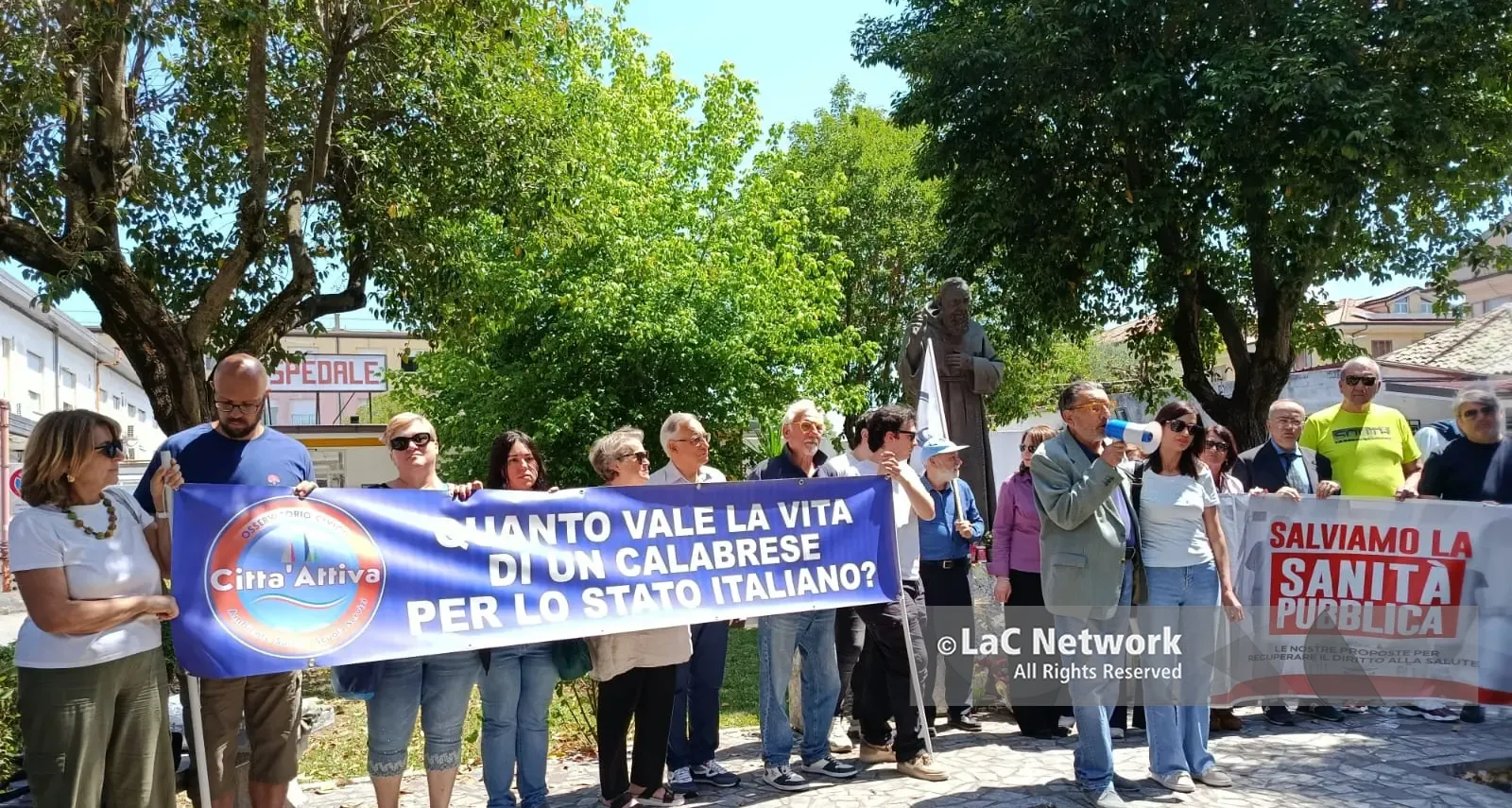 La sanità disastrata di Vibo diventa il “manifesto” della protesta calabrese: nasce il coordinamento “Sulla nostra pelle”\n