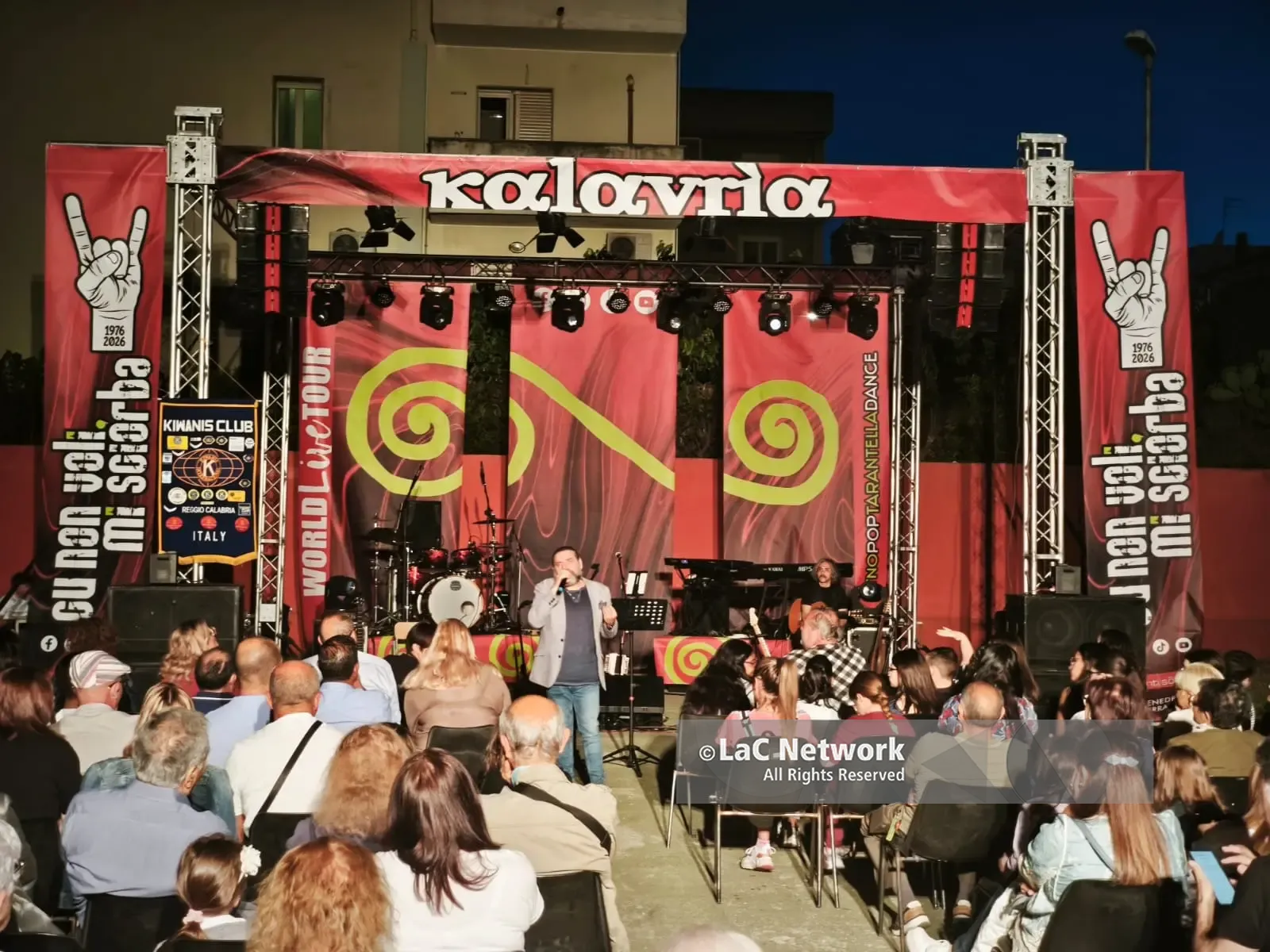 Pellaro celebra Peppe Stellittano: il dialetto passa dai giovani nella quinta edizione del Memorial “Così è la vita”\n