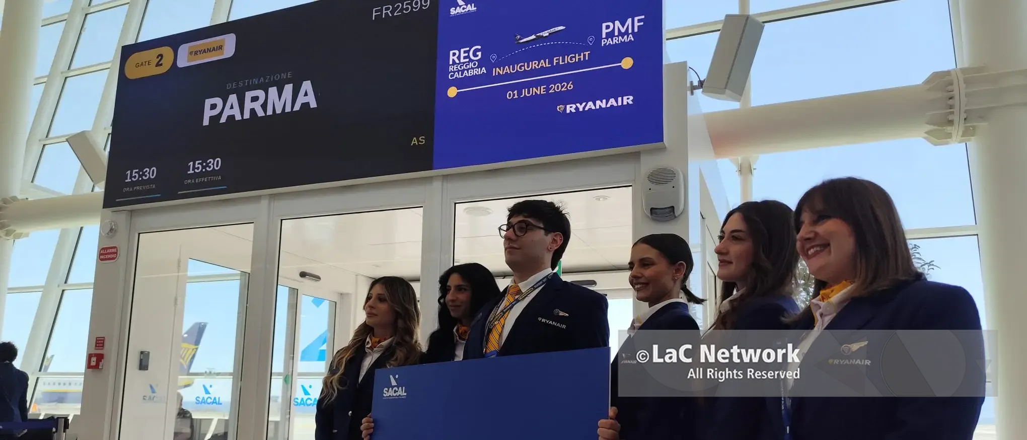 Reggio - Parma, decolla la nuova rotta Ryanair mentre cresce l'attesa per il collegamento con Bergamo\n