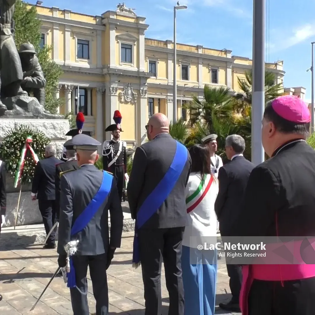 Festa della Repubblica, la cerimonia a Catanzaro:\u00A0«I valori di libertà e democrazia devono formare le nuove generazioni»\n