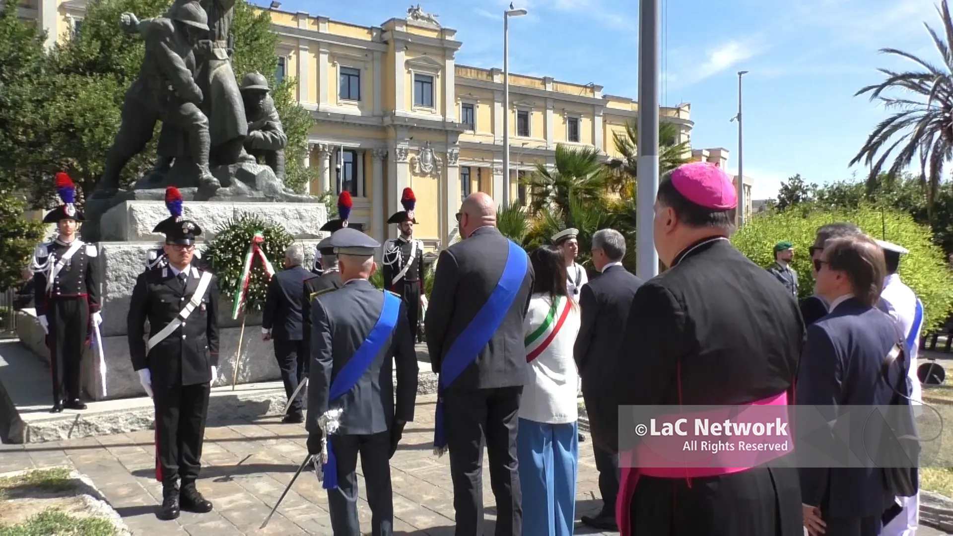 Festa della Repubblica, la cerimonia a Catanzaro:\u00A0«I valori di libertà e democrazia devono formare le nuove generazioni»\n