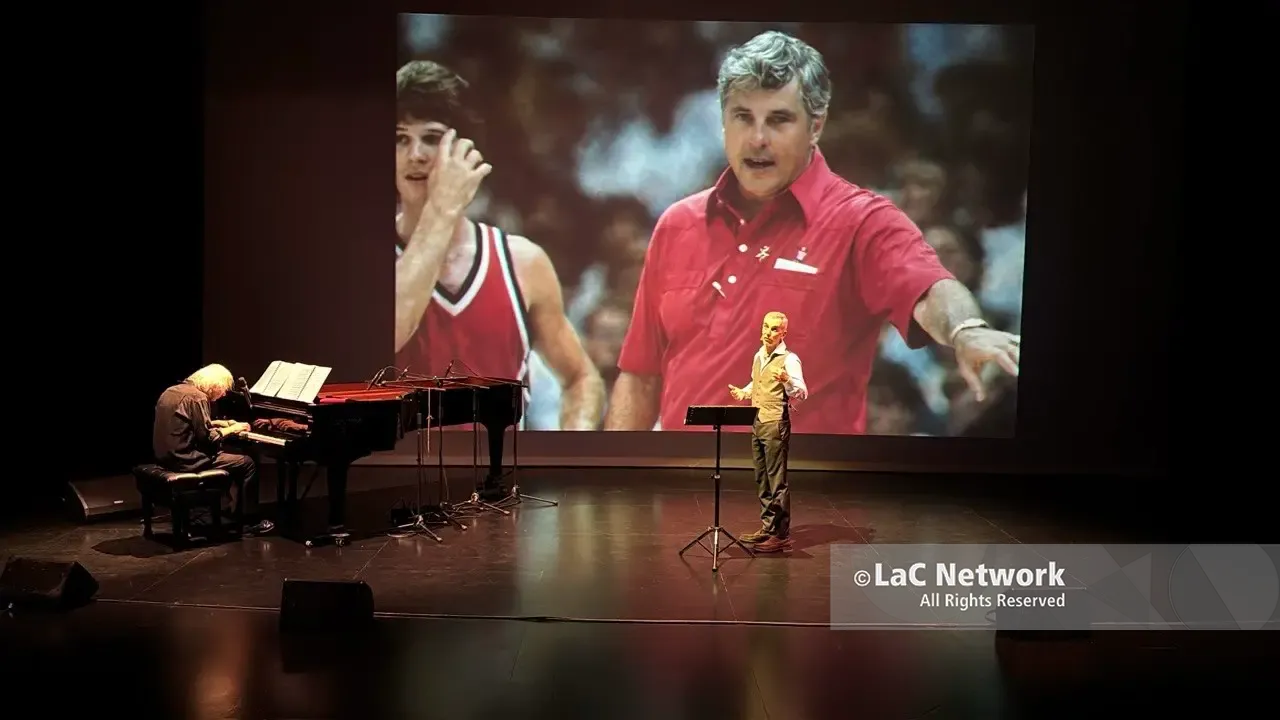 Federico Buffa racconta\u00A0Michael Jordan all’Unical:\u00A0«Aveva una vibrazione impressionante, ti dovevi girare»\n